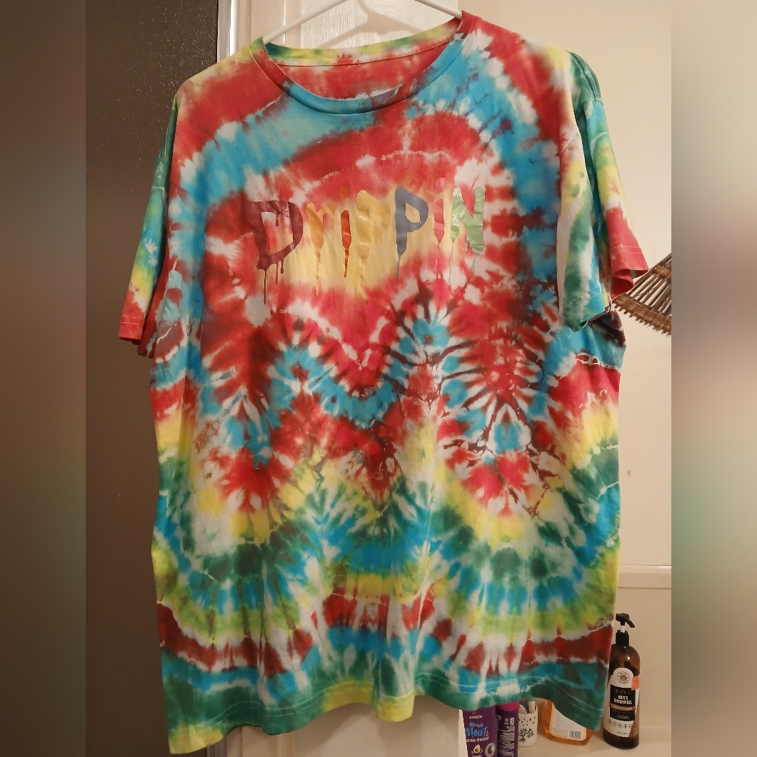 Colorful Tie-Dye T-Shirt. Sz.L